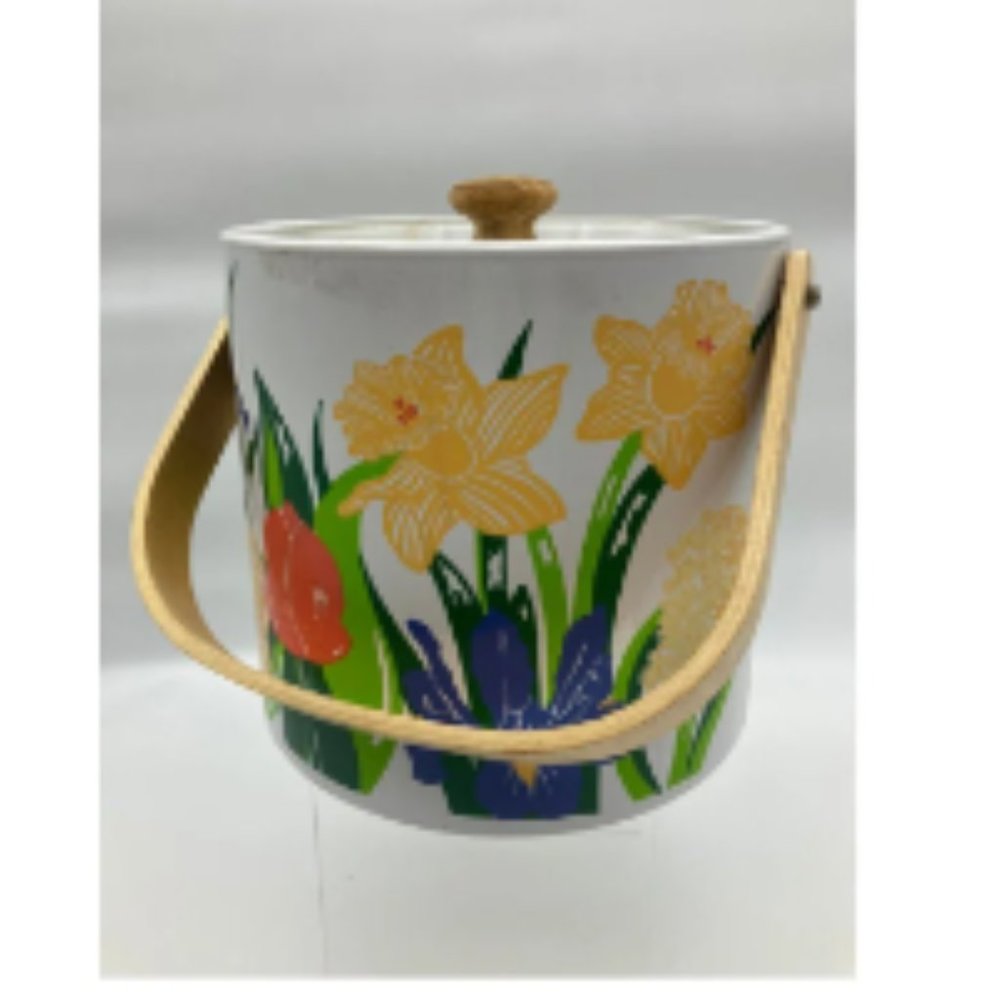 Vintage Georges Briard MCM Floral Ice Bucket w/Lid Wooden Handles 8" H 7" D